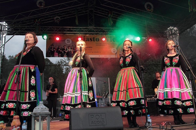 Festiwal Nowego Folkloru „Miasto-Wieś” w Kobylnicy