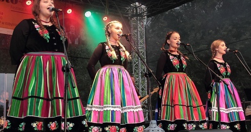Festiwal Nowego Folkloru „Miasto-Wieś” w Kobylnicy