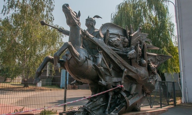 Czy pomnik z Gliwic stanie pod Wiedniem?