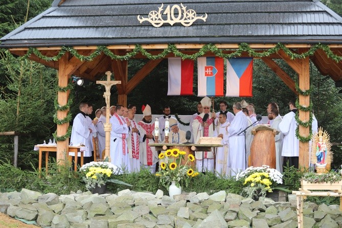 10. modlitwa trzech narodów na Trójstyku w Jaworzynce-Trzycatku - 2018