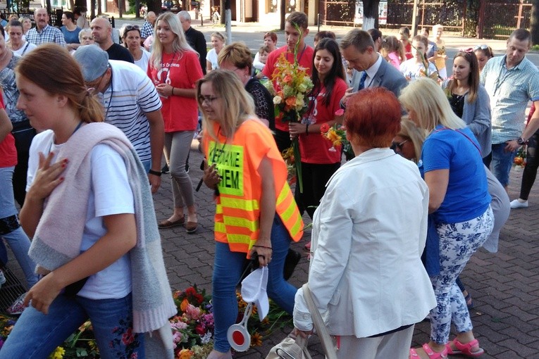 Powrót pielgrzymów do Głowna