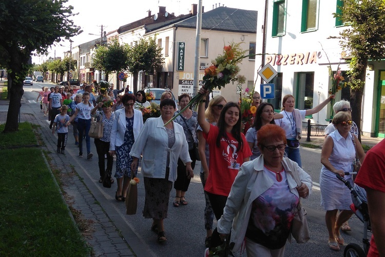 Powrót pielgrzymów do Głowna