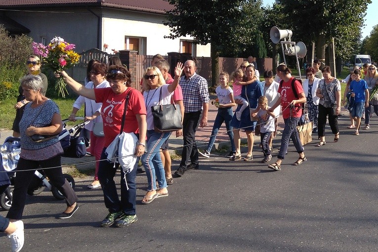 Powrót pielgrzymów do Głowna