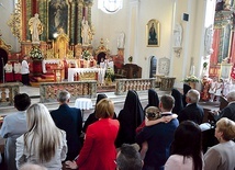 Jubileuszowej  Mszy św. przewodniczył bp Andrzej Czaja.