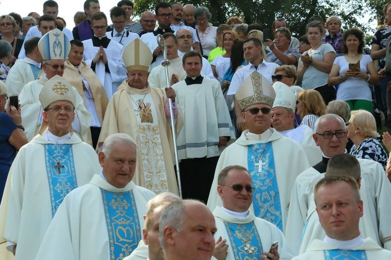 40. rocznica koronacji figury Matki Bożej Kębelskiej