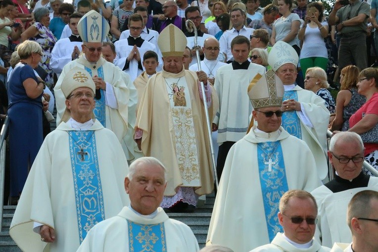 40. rocznica koronacji figury Matki Bożej Kębelskiej