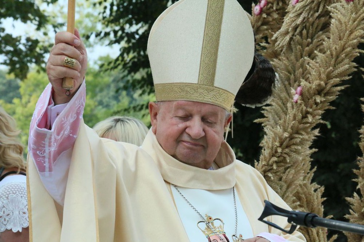 40. rocznica koronacji figury Matki Bożej Kębelskiej