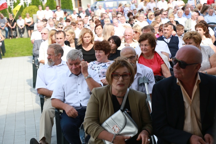 Poświęcenie kościoła w Proszówkach