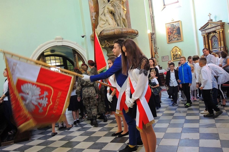 Inauguracja roku szkolnego z bp. Piotrem Gregerem w Cieszynie