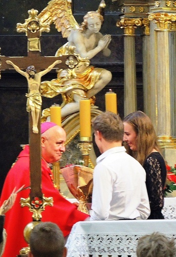 Inauguracja roku szkolnego z bp. Piotrem Gregerem w Cieszynie