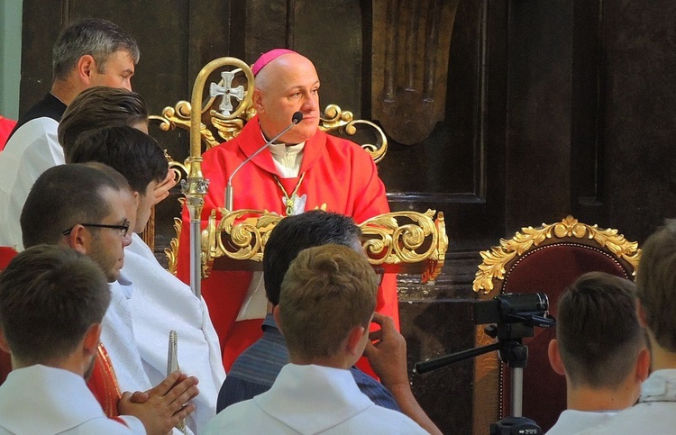 Inauguracja roku szkolnego z bp. Piotrem Gregerem w Cieszynie