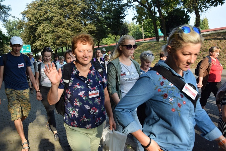 Pielgrzymka z Nowego Miasta nad Pilicą do Studzianny