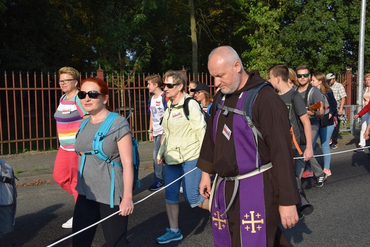 Pielgrzymka z Nowego Miasta nad Pilicą do Studzianny