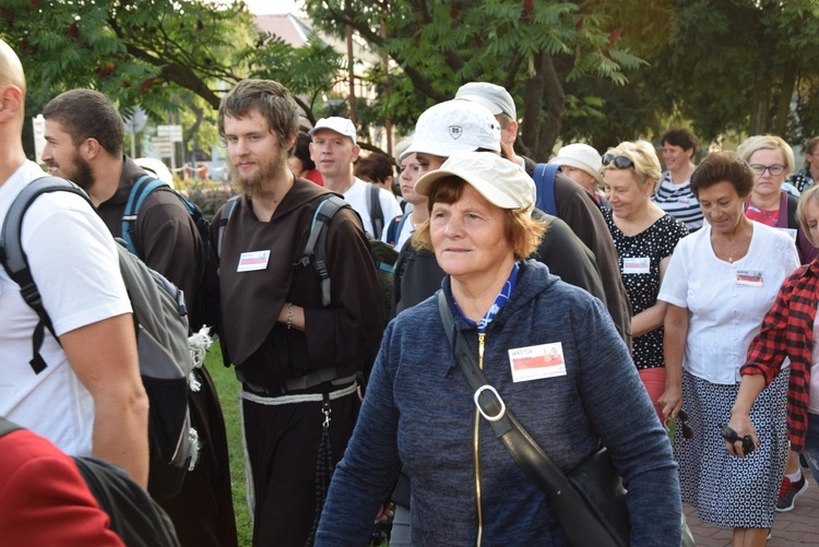 Pielgrzymka z Nowego Miasta nad Pilicą do Studzianny