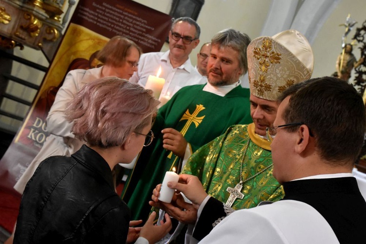 Pielgrzymka Ruchu Światło-Życie do Wir