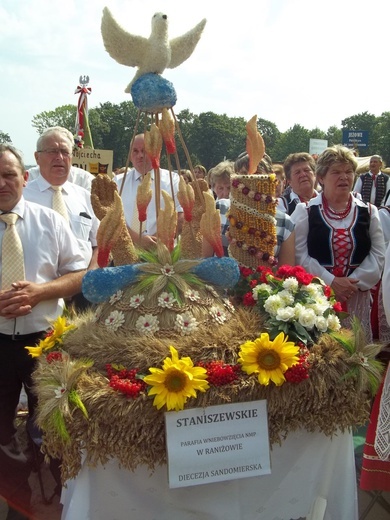 Dożynkowa pielgrzymka rolników 