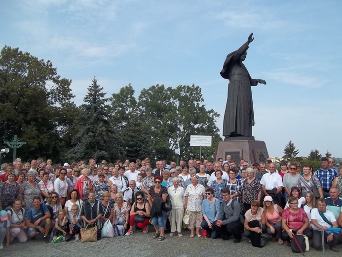 Dożynkowa pielgrzymka rolników 