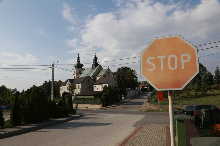 Procesja maryjna w Odporyszowie