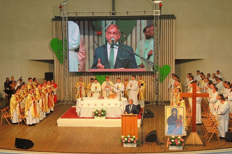 Młodzi w amfiteatrze pod Grojcem w Żywcu 2018