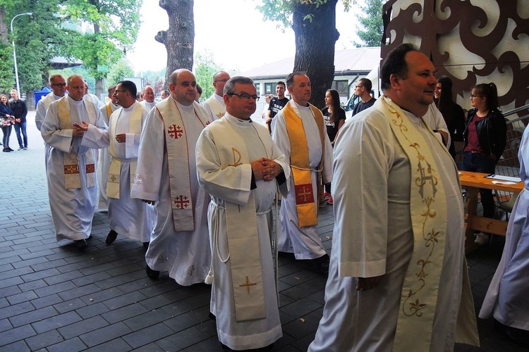 Młodzi w amfiteatrze pod Grojcem w Żywcu 2018