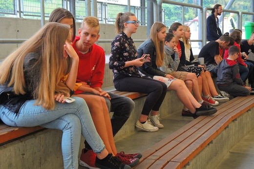 Młodzi w amfiteatrze pod Grojcem w Żywcu 2018
