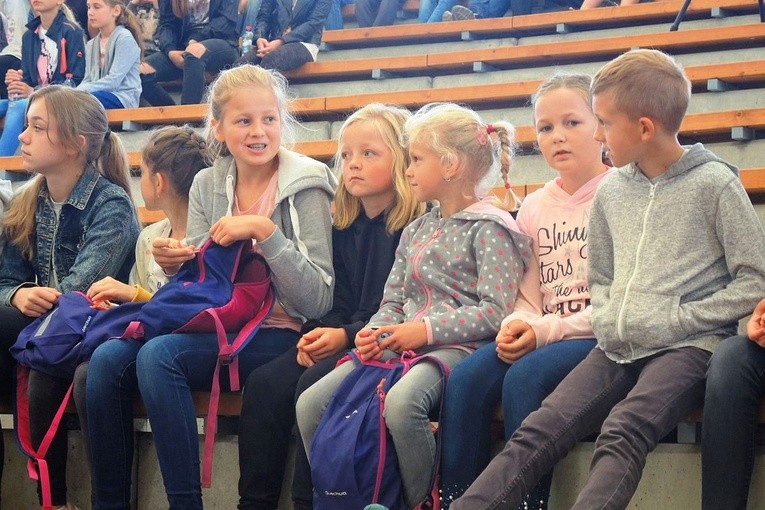 Młodzi w amfiteatrze pod Grojcem w Żywcu 2018