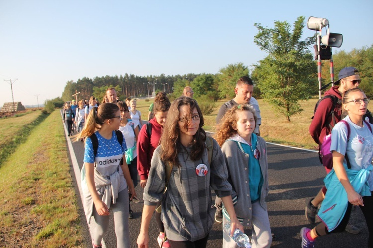 Pielgrzymka ze Świebodzina do Rokitna