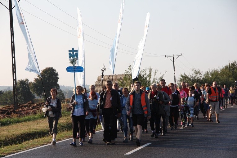Pielgrzymka ze Świebodzina do Rokitna