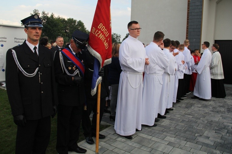 Nieboczowy - poświęcenie kościoła