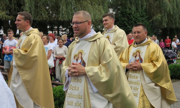 Niech nasze życie będzie prezentem dla Niej