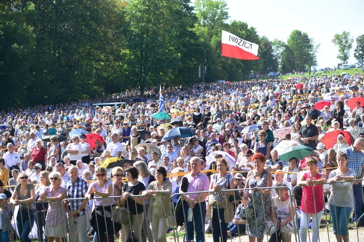 Odpust i dożynki diecezjalne w Gietrzwałdzie