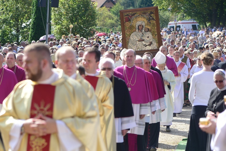 Odpust i dożynki diecezjalne w Gietrzwałdzie