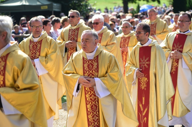 Odpust i dożynki diecezjalne w Gietrzwałdzie