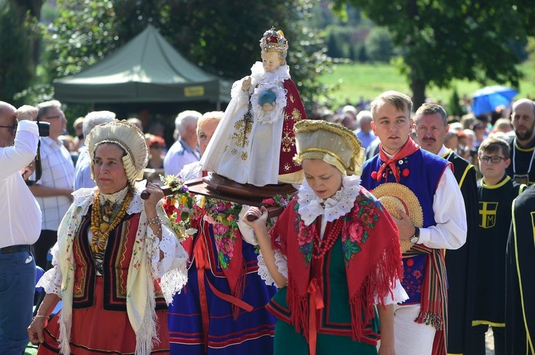 Odpust i dożynki diecezjalne w Gietrzwałdzie