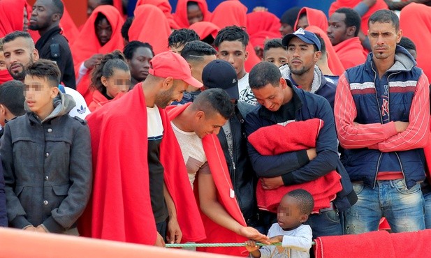 Premier Czech o migrantach z Afryki Płn.