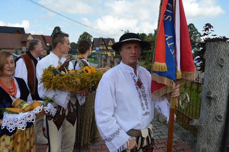 Dożynki parafialne w Miętustwie