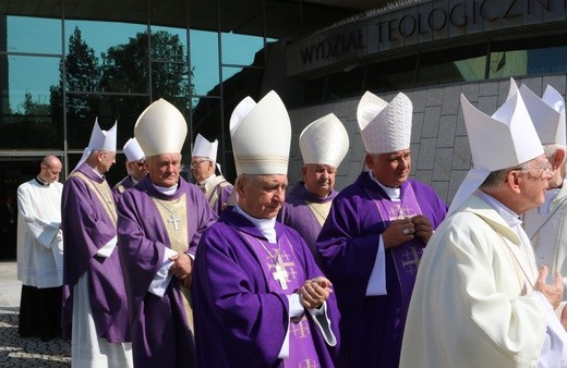 Pogrzeb abp. Szczepana Wesołego – cz. 2