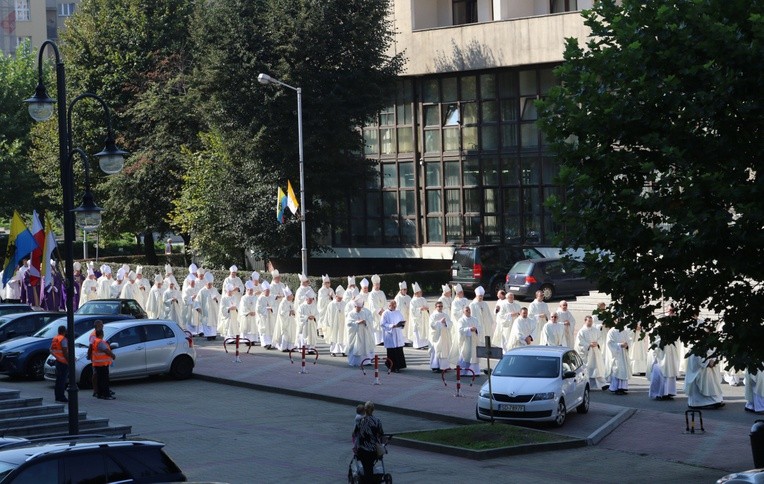 Pogrzeb abp. Szczepana Wesołego – cz. 2