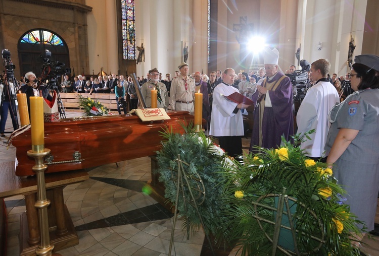 Pogrzeb abp. Szczepana Wesołego – cz. 2