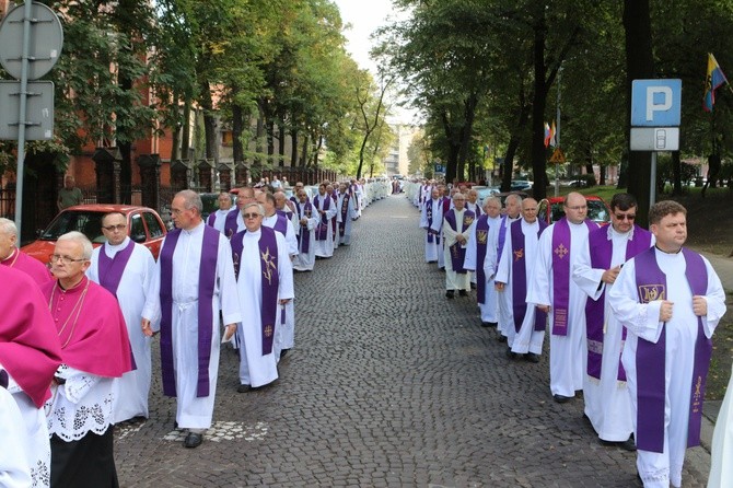 Pogrzeb abp. Szczepana Wesołego – cz. 2