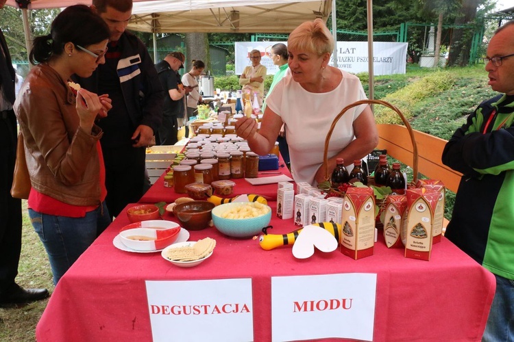 "Miodobranie-Miodogranie" w Konarach 2018