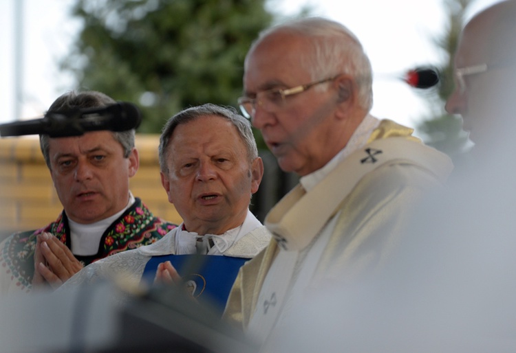 Msza św. w intencji śp. abp. Zygmunta Zimowskiego