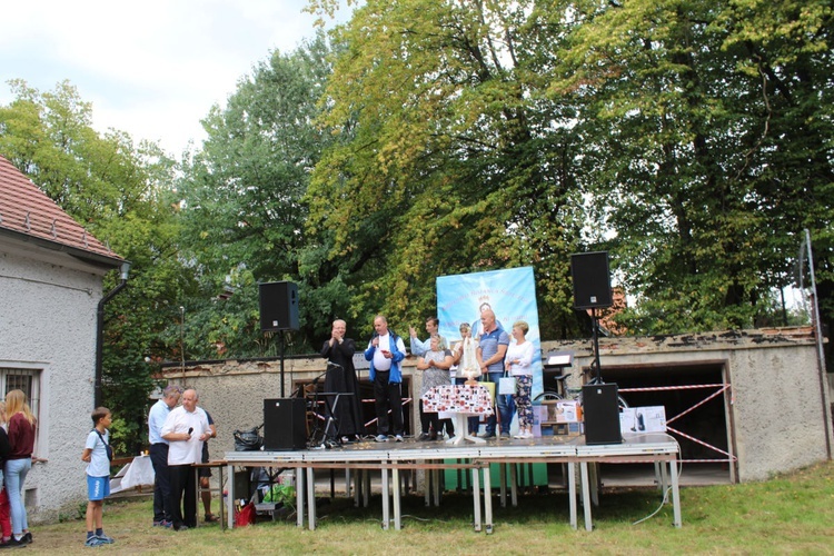 Festyn urodzinowy dla Matki Bożej w Wałbrzychu