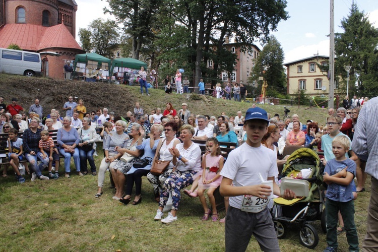 Festyn urodzinowy dla Matki Bożej w Wałbrzychu