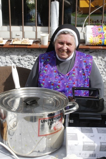 Festyn urodzinowy dla Matki Bożej w Wałbrzychu