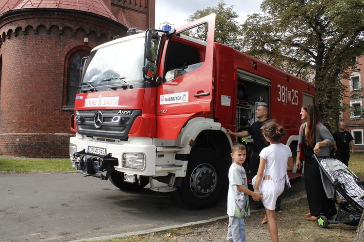 Festyn urodzinowy dla Matki Bożej w Wałbrzychu