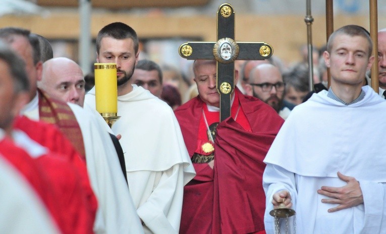 Drzewo Krzyża Świętego - jedyna relikwia niepodzielonego Kościoła