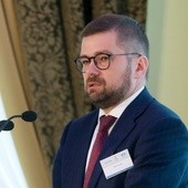 Premier zdymisjonował wiceministra. W tle kwestia imigrantów