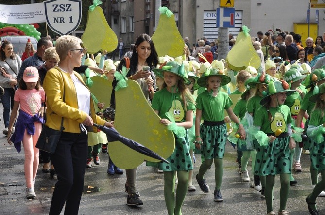 Skierniewickie Święto Kwiatów, Owoców i Warzyw - parada, cz. 1