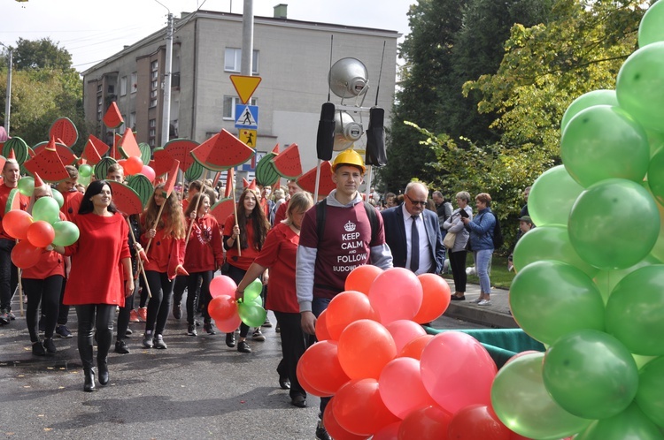 Skierniewickie Święto Kwiatów, Owoców i Warzyw - parada, cz. 1